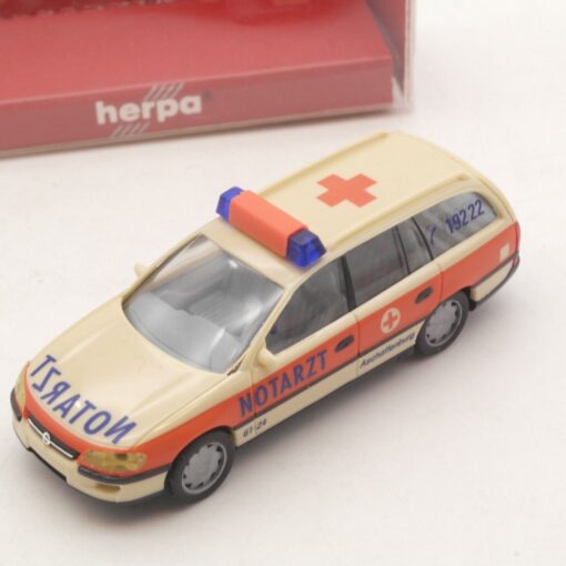 Herpa 1:87 043434 Opel Omega Kombi BRK Notarzt in OVP RI5952