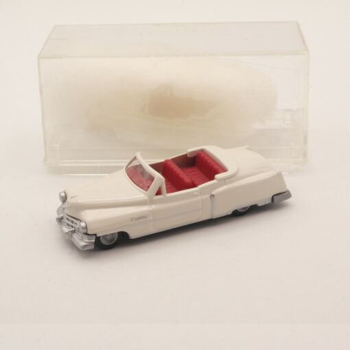 Praline 1:87 Cadillac Caddy Cabriolet  in OVP ER2098